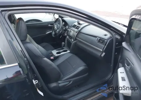 2012 Toyota Camry Se z USA, uszkodzony, nr VIN 4T1BF1FK6CU153125